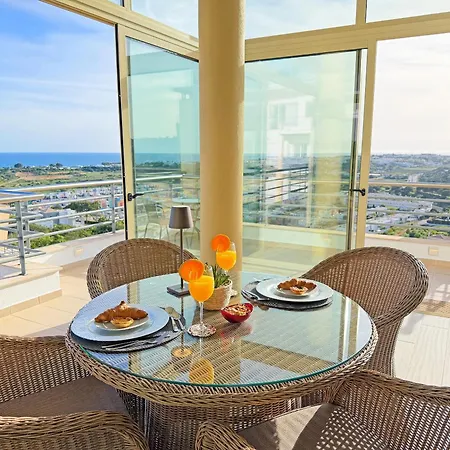 Luxshore - Sunset Penthouse With Panoramic Views *